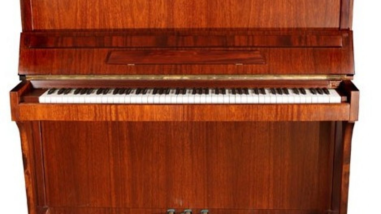 Piano калининград. Фортепиано Элегия. Советское пианино прелюдия. Пианино Элегия Новосибирск комбинированного цвета черно коричневое. Lyra Piano.