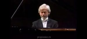 Кристиан Циммерман за роялем
